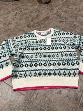 Ponderosa pine and pink C and C California Crewneck Sweater
